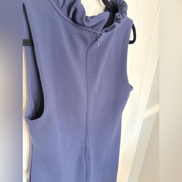 Lilly Pulitzer Tisbury Knit V-Neck Ruffle Sheath Dress | Navy | Size Medium - Picture 10 of 12